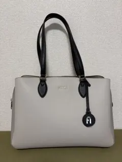 【FURLA】グレー トートバッグ