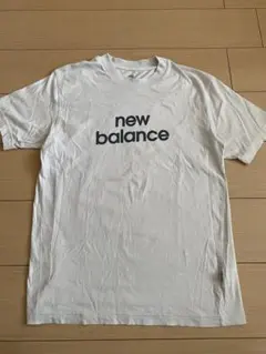 ニューバランスライトグレー半袖TシャツロゴプリントSサイズのサムネイル