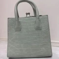 ミントグリーン クロコダイル型押し バッグ