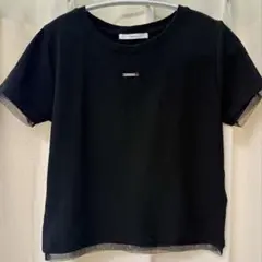 Thevon チャーム付きコンパクトTシャツ