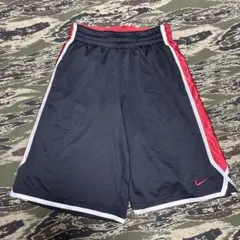 Nike ショートパンツバスケットボール Mサイズ 黒赤