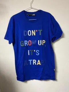 最終値下げ→ モスキーノ　爽やかブルー　カットソー　アート　Tシャツのサムネイル