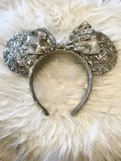 お値下げ中！ディズニーカチューシャ スパンコール(シルバー)