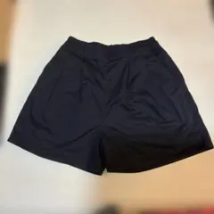 earth ネイビーショートパンツ ウエストゴム タック入りのサムネイル
