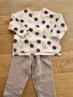 テータテート　パジャマ　　長袖　90