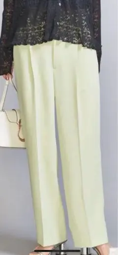 BEAUTY&YOUTH タック ワイドストレート パンツ 薄グリーン