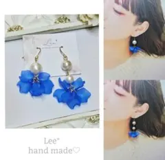 ブルー　青　花びら×コットンパール　アシメ　大人かわいい♡ピアス/イヤリング