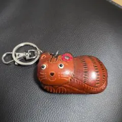 猫型レザーキーリング ブラウン　キーホルダー
