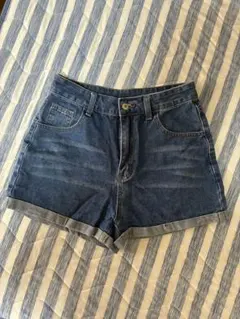 デニムブルー ショートパンツ ロールアップ