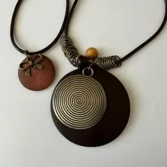 レディース ウッドネックレス【グルグル】