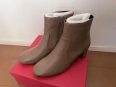【最終値下げ】ベージュ サイドファスナー ブーティ　L（24~24.5cm）
