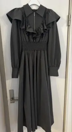 美品リエンダフロントジップフリルワンピース　グレーM