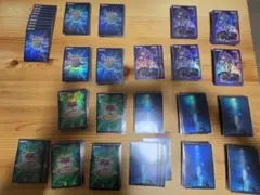 <新品未開封> 遊戯王 公式カードローダー 7個セット 専用スリーブ7枚付き 新品未開封> 遊戯王 公式カードローダー 7個セット 専用スリーブ7枚