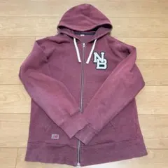 バーガンディ パーカー