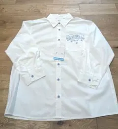 新品アベイルサンリオシナモンロール刺繍ブラウスシャツM