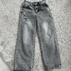 グレー ダメージ加工 ストレートパンツ