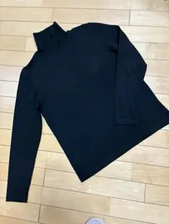 ランズエンド　黒のハイネック長袖トップス