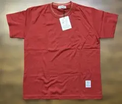 U-TTO CO.,LTD. 赤 Tシャツ　未使用