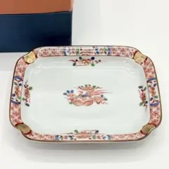 角皿 変形皿 金彩 色絵付け 印判 欠け 窯傷 花文様 ニュウ 歪み 角皿 変形皿 金彩 色絵付け 印判 欠け 窯傷 花文様 ニュウ 歪み - メルカリ