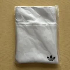 adidas ノベルティ オリジナルポーチ