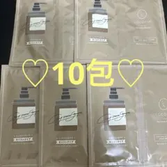 coconeクレイクリームシャンプー　モイストタイプ　10包