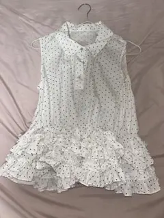 24SS美品✨アディアム HAMPTON TOP ラッフル シアサッカーブラウス 24SS美品✨アディアム HAMPTON TOP ラッフル シアサッカーブラウス