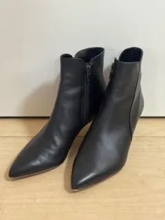 ダイアナ　黒　レザー　ショートブーツ　24.5