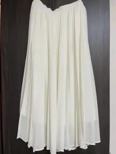 ホワイト シフォン プリーツスカート　ユニクロ　短め丈