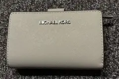 MICHAEL KORS❤︎グレー ❤︎二つ折り財布