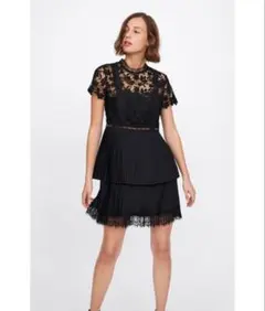 ZARA 膝丈プリーツワンピース　パーティー　ドレス