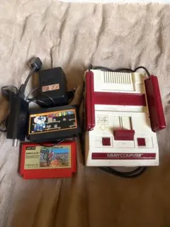 【レア】初代ファミコン 本体とソフト 任天堂ファミリーコンピュータ 動作確認済み