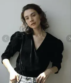 2025年最新】gather velour blouse anukeの人気アイテム - メルカリ