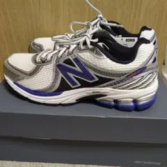 new balance ML860XB　860 WHITE/BLUE　28.0