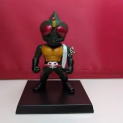 仮面ライダーアマゾン フィギュア 台座付き