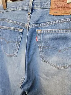 ​【圧巻の縦落ち】Levi's501 90s 米国製 刻印552 ヒゲ W34