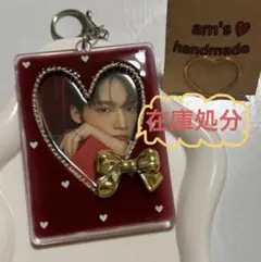 Item thumbnail for item 4c305bdc-a278-4c41-85cc-dbb4d06efdcd