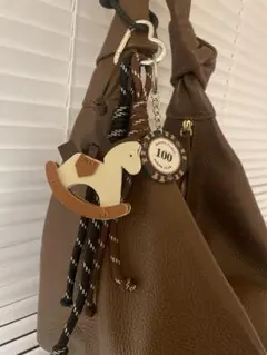 じゃらじゃらキーホルダー　キーチャームホルダー バッグチャーム　パラコード　木馬