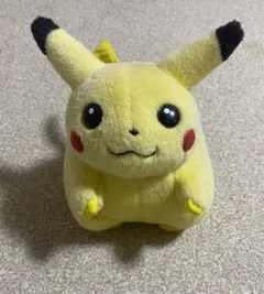 初期　ポケモン ピカチュウ ぬいぐるみTOMY タカラトミー