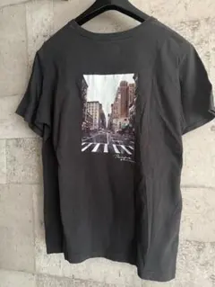 フォトプリント ロゴ Tシャツ チャコールグレーのサムネイル