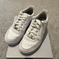 NIKE AIR FORCE1 ホワイト ナイキエアフォース　キッズ　レディース