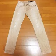 バックナンバー ダメージデニム ジーンズ