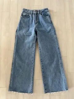 ZARA デニムパンツ