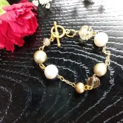 ブレスレット　￼コットンパール ゴールド　系　ホワイト　キラキラ　お洒落　金