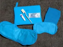 トルコ航空　ラコステ　アメニティセット　ブルー