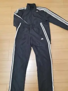 adidas　ナイロン　セットアップ　黒　M　上下
