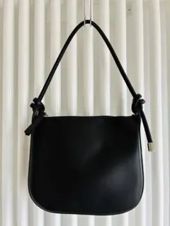 美品 トゥモローランド リサイクルレザー ハーフムーン ショルダー 