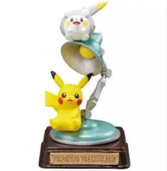 ポケモン　リーメント　フィギュア　ピカチュウとトゲデマル
