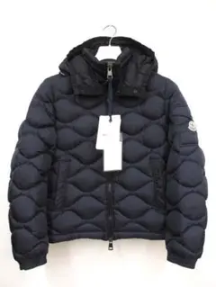 2025年最新】moncler morandieresの人気アイテム - メルカリ