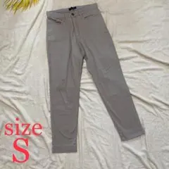 【ナノユニバース】テーパードパンツ シンプル カジュアル フェミニン 美脚