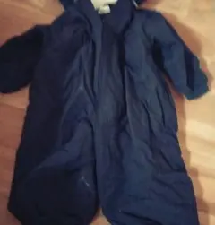 防寒効果が有るロンパース　綿入り　ダウン　80